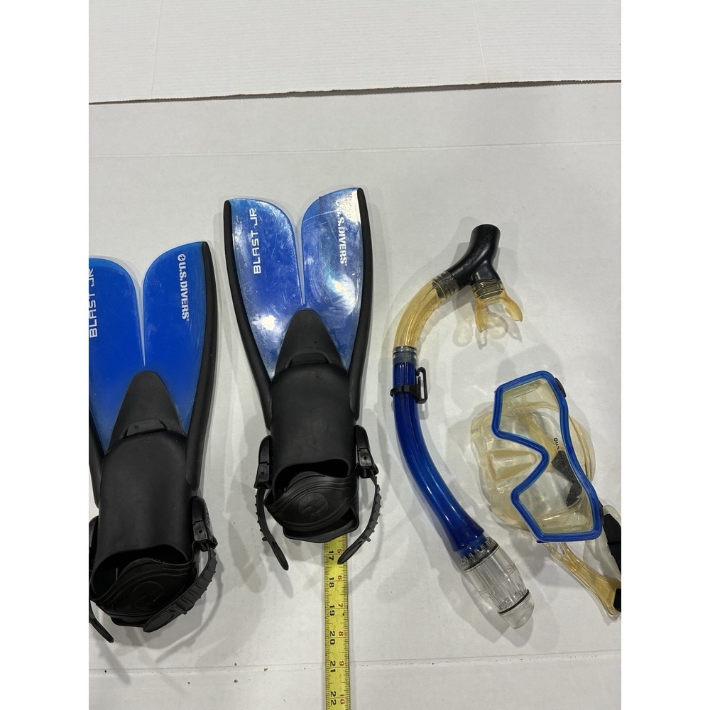 U.S. Divers Molokini Blue Youth 4+ Size 1-4, Mask,  Snorkel, Mask, Fins.SKU45